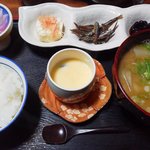 湧水茶屋 なかまち - だご汁定食