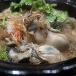 避風塘 みやざわ - 牡蠣と春雨の土鍋煮込み