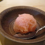 すし義 - 苺のシャーベット