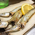 有限会社桝屋酒店   - サヨリ塩焼き