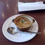 ロイヤルホスト 沖縄ライカム店 - オニオングラタンスープ