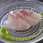Teppanyaki Inagaki Tei - 鮮魚のカルパッチョ（ニンニクの葉のジェノベーゼソース）