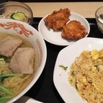 台湾焼小籠包 玉龍 - 塩ラーメン×シンガポール炒飯