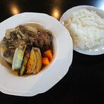 ステーキ・洋食のTANTO屋 - 骨付き牛テールと野菜の煮込み　2019.7