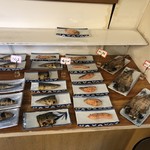 おふくろ亭 - 2019/07/22
      どれでも一皿100円