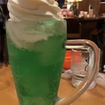 コメダ珈琲店 - クリームソーダ   長靴みたいなのが良かったなぁ
