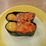 すし江戸 - サーモンユッケ