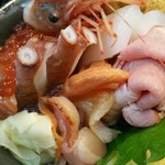 海の幸　翔 - たこ、いか、いくら、赤貝
