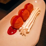 E-Yon Wagyuu Noukou Chi-Zu Kawasaki Amo-Re - たこ焼きっぽいけどホットケーキ味(*´∀｀)σ