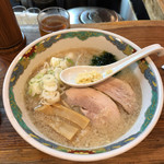 特麺コツ一丁ラーメン - ラーメン 麺半分 700円 ニンニクあり