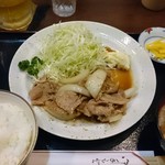 献立家 弥栄 - 豚しょうが焼き