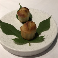 Grand rocher - アミューズ①ゴルゴンゾーラのケークサレ