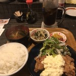 津田屋食堂 - 