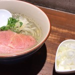 Chuuka Soba Kokoro - 氷見煮干しそば 塩 と刻みタマネギ