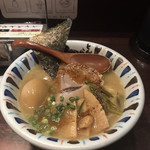 七志 とんこつ編 - 味玉七志ラーメン(850円)