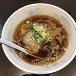 西海 - 半ラーメン。中華そば的なレベル。