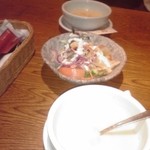 Suteki To Hambagu No Sarun - サラダとコーンスープ