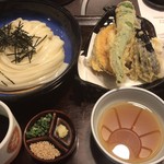 Muginosato - 2019年６月19日
                        万願寺とうがらしの特天ざるうどん