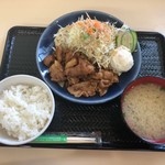 Michi No Eki Yuno Kawa - 生姜焼き定食