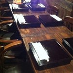 ごはんや - 仕切りを取り外して団体様のお席に。