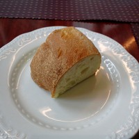 ビランチャ 梅田店 - Aセットのパン