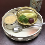 料亭 大宮 一の家 - デザート。
      美味し。