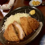 とんかつ ひがさ - ロースランチ 840円(キャベツ・おひつご飯付)