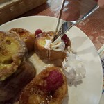 芭蕉珈琲 - 切る時ちょっとかたいの