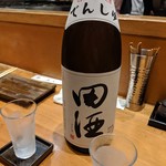 日本橋 鳥久 - 田酒の特別純米酒