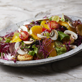 「OmeFarm」や「青木農園」などの都内近郊の新鮮野菜