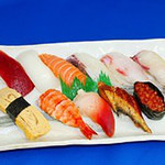 北海鮮 - 職人が握るお寿司も人気です。コースにも登場！