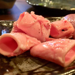 ホルモン豚金 - ハツモト