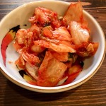 ホルモン豚金 - キムチ