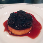 ポワソンルージュ - ダークチェリーのフラン