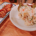 かぶら屋 - 串焼 シロのタレ   と  ポテトサラダ