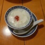 中国ラーメン揚州商人 - 杏仁豆腐（￥400）