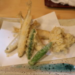 季節料理 よし野 - わかさぎと鱧の天ぷら