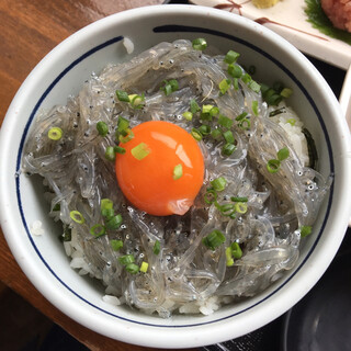 大洗には海鮮丼のお店が豊富 おすすめ海鮮丼6選 食べログまとめ 大洗には海鮮丼のお店が豊富 おすすめ海鮮丼6選 食べログまとめ