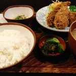 釜田 - ある日の日替り定食 三種フライ盛り合わせ850円