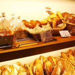 BOULANGERIE BURDIGALA　 - 店内 ('12 1月)