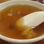 ホワイト餃子 - スープ