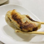 中華料理 鳳凰 - 冷凍ギョーザ…50円／1ケ