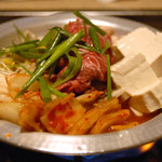 冷麺館 - テッチャン鍋(小)ハラミ追加