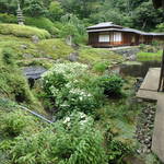 パティスリー クグラパン - 海蔵寺　裏庭