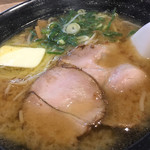 博多川端どさんこ - みそバターラーメン