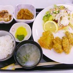 まーがれっと - 料理写真:カキフライ定食