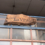 Bistro La Vita - 看板