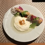 フランス料理 Arum - カリフラワーのムース雲丹をのせて