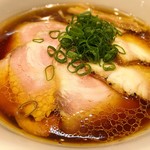 櫻井中華そば店 - チャーシューそば(醤油)