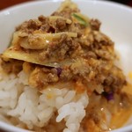 SHIBIRE NOODLES 蝋燭屋 - 冷やし担々麺（1180円）＋半ライス（100円）
      